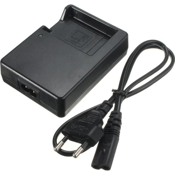 CHARGEUR NUMERIQUE NIKON MH-24 POUR BATTERIE NIKON EN-EL14