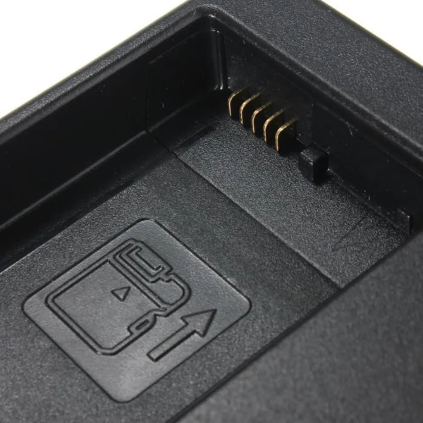 CHARGEUR NUMERIQUE NIKON MH-24 POUR BATTERIE NIKON EN-EL14 – Image 2